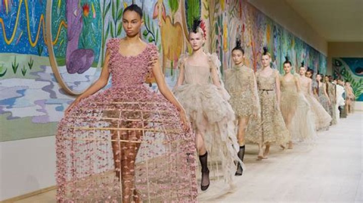 Discover The World Of Fashion And Beauty Through Clara Felicia Lindblom's Instagram