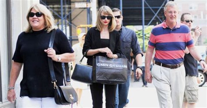 Exploring The Potential Reunion Of Taylor Swift's Parents