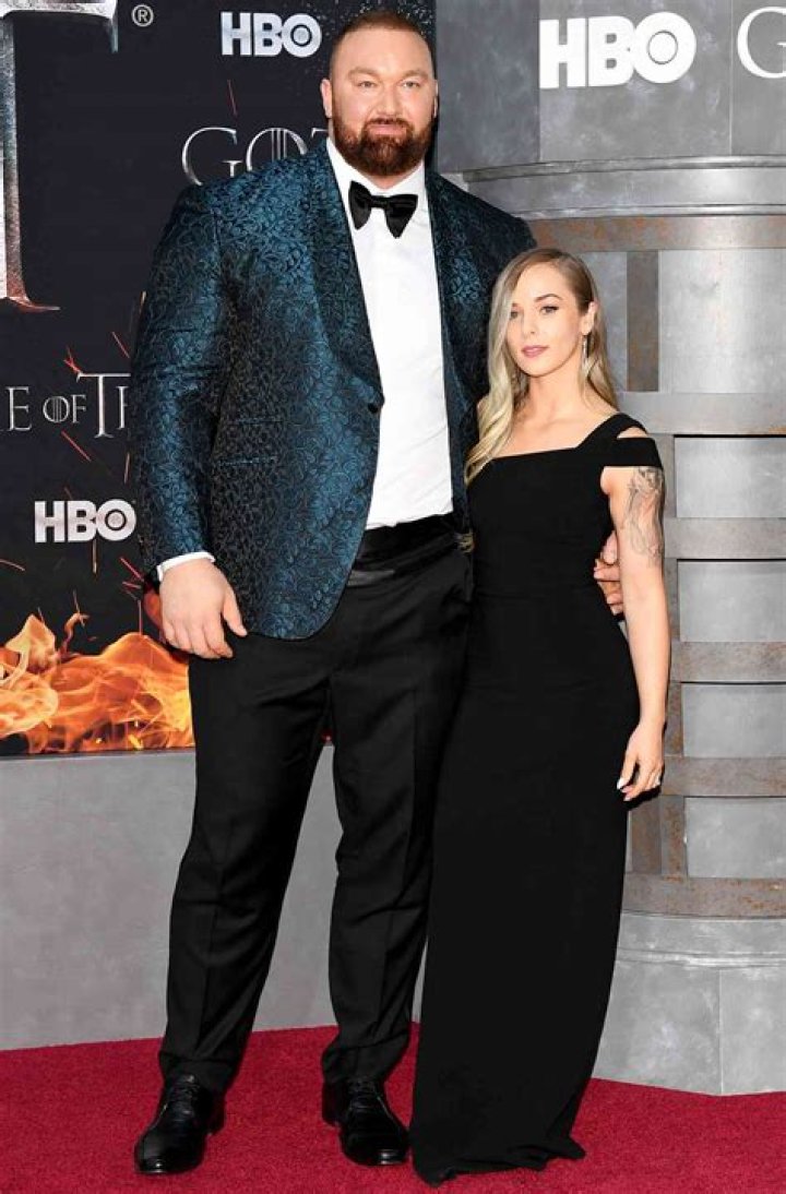 Uncover Kelsey Henson's Height: Striking Insights Revealed