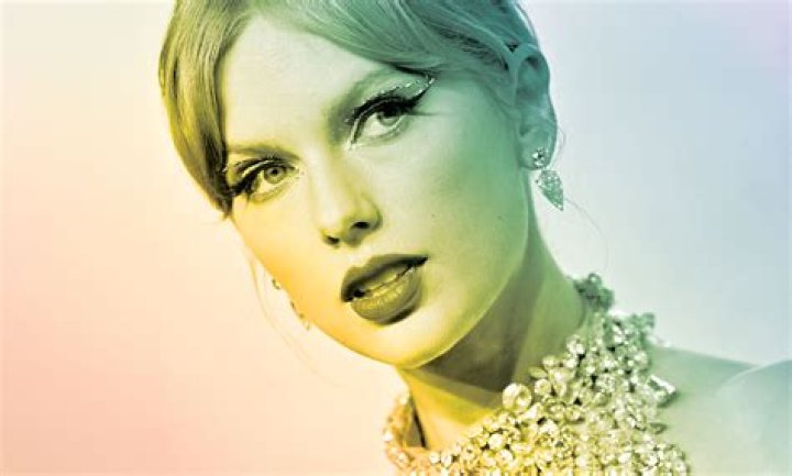 Uncover The Allure: Taylor Swift's Bikinis Unveiled