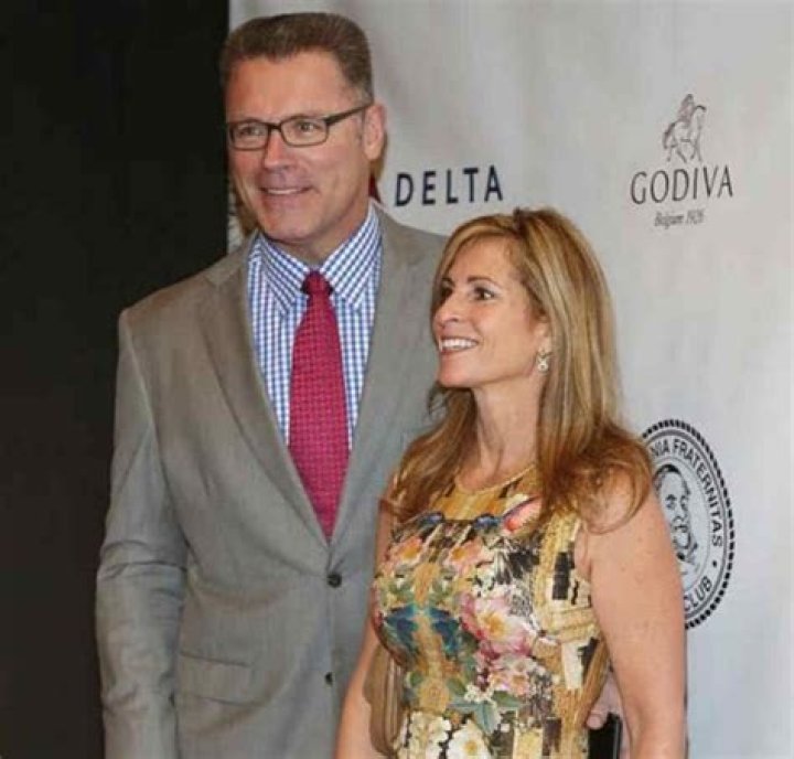 Unveiling The Heartwarming Truth Behind Howie Long Wife Images