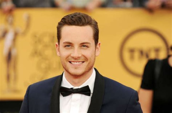 Unveiling The Inspiring World Of Jesse Lee Soffer's Wife
