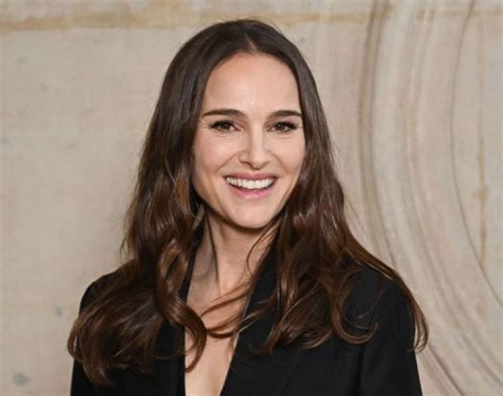 Unveiling The Reasons Behind Natalie Portman's Emotional Red Carpet Moment